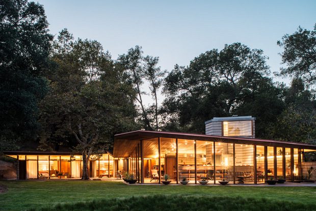 An Inspiring Outdoor Wine Country Venue For The Mid Century