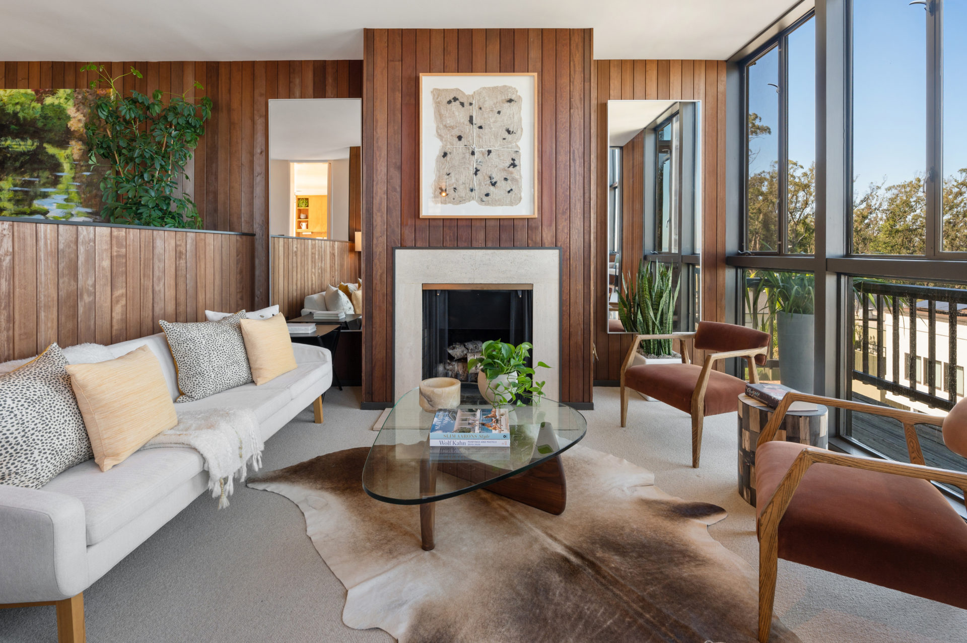 MidCentury Modern Gem In Clarendon Heights, 3.75M California Home